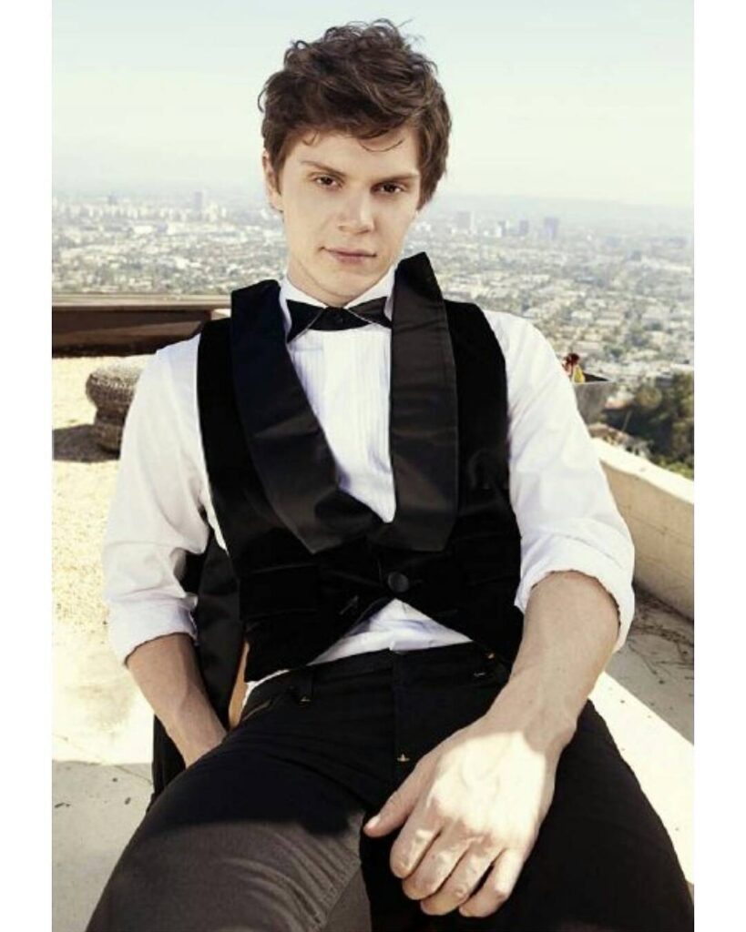 Actor Evan Peters Phone Number and House Address